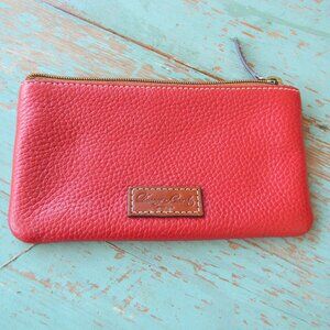 DOONEY & BOURKE RED PEBBLE LEATHER ID ZIP POUCH CASE